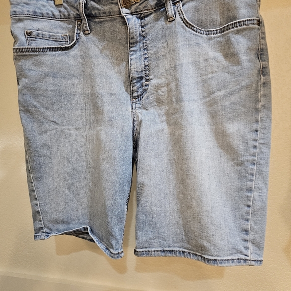 Lee Riders Jean shorts - Picture 4 of 5
